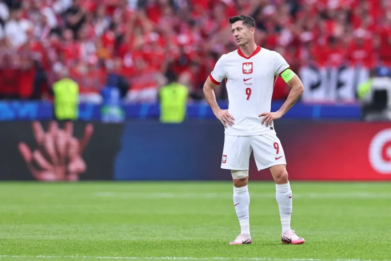 Lewandowski Refuses to Play Under Michal Probierz For Poland